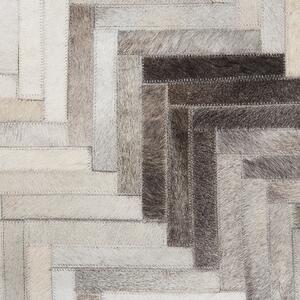 Kožený koberec 140 x 200 cm šedo-béžový ARSUZ