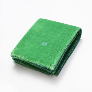 Zelená deka United Colors of Benetton 100% recyklovaný polyester / 140 x 190 cm