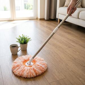 Prachový mop s otočnou hlavicí o 360°