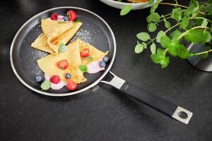 PÁNEV NA CRÊPES 28 cm Rösle - Online Only vaření, Online Only