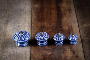 Porcelánová úchytka - modrofialová - KOPRETINA Velikost: Mini