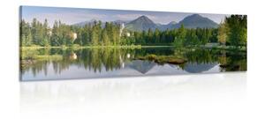 Obraz nádherné panorama hor u jezera - 120x40 cm