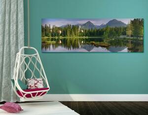 Obraz nádherné panorama hor u jezera - 135x45 cm