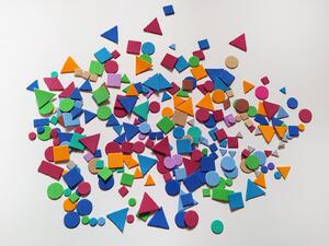3D dekorace 250 geometrických tvarů 2 x 2 cm