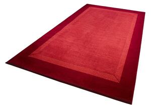 Červený koberec Hanse Home Basic, 160 x 230 cm
