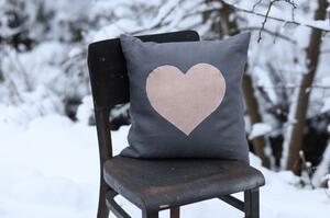 Nelly Lněný dekorativní povlak na polštář - tmavě šedý se světle růžovým srdcem
