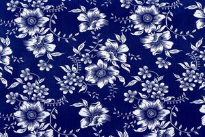 Krepové povlečení Flowers modré Velikost: 140 x 200 + 70 x 90