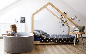 Dětská postel z masivu DOMEČEK S KOMÍNEM 190x90 cm