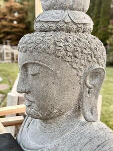 Buddha z říčního kamene s přirozenou patinou, 150 cm
