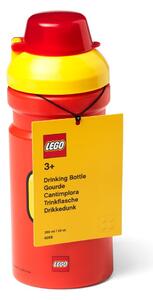 Červená lahev na vodu se žlutým víčkem LEGO® Iconic, 390 ml