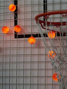 Sinsay - Dekorační LED světýlka ve tvaru basketbalových míčů - oranžová