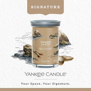 Yankee Candle vonná svíčka Signature Tumbler ve skle velká Amber & Sandalwood 567g