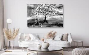 Obraz volavky pod magickým stromem v černobílém provedení - 60x40 cm