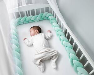 Chránič na dětskou postel pletený do copu RICO 300 cm - mátový