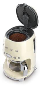 Krémově bílý kávovar na filtrovanou kávu SMEG