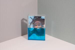 Modrý vodní fotorámeček DOIY Eye, 11 x 16 cm