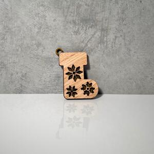Wooden Mooden Dřevěné vánoční ozdoby Folklor (hnědý podklad) Tvar: bota
