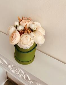 Flower box zelený - látkové květy pryskyřníku s poupaty a doplňky, v26cm