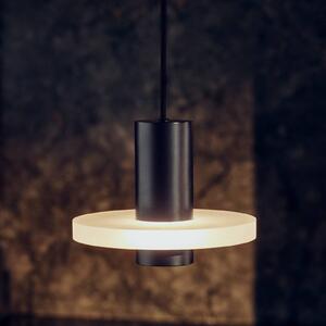 FRANDSEN Závěsné světlo Flake, matná černá, Ø 19 cm, zástrčka, Černá, Kuchyň, Plast, Design