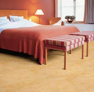 Breno Metrážový koberec SERENADE 283, šíře role 400 cm, Oranžová, Vícebarevné