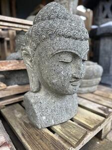 Buddha hlava, tesaný