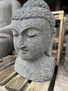 Buddha hlava, tesaný