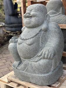 Socha šťastný Buddha Bodhidharma – ručně tesaná z vulkanického kamene, Bali (60 a 80 cm)