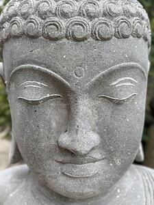 Ručně tesaná hlava Buddha z říčního kamene – 80 cm