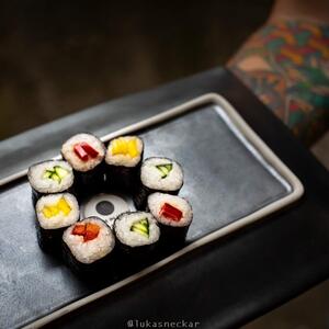 Made in Japan (MIJ) Talíř na sushi Black Pearl 33 x 19 cm
