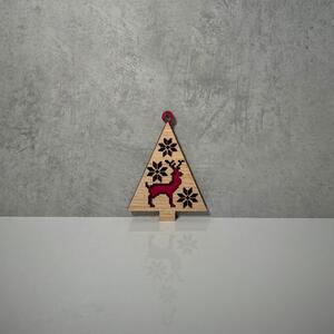 Wooden Mooden Dřevěné vánoční ozdoby Folklor (červený podklad) Tvar: strom se sobem