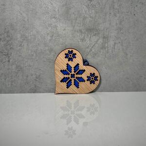 Wooden Mooden Dřevěné vánoční ozdoby Folklor (modrý podklad) Tvar: srdíčko
