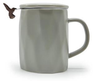 Šedý hrnek se sítkem Lilie