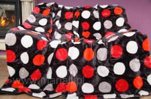 Černá teplá deka s červenými a bílými kruhy