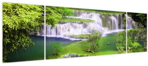 Obraz - Vodopády Huay Mae Khamin, Kanchanaburi, Thajsko (170x50 cm)