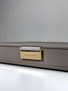 Šperkovnice Stackers Taupe Classic Charm Jewellery Box Lid | šedobéžová