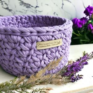 Kruhový háčkovaný košík Pro báječnou ženu / studené barvy Název: Saffron