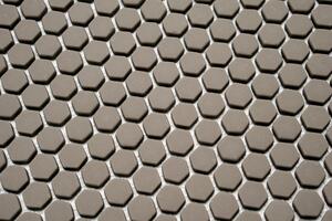 Skleněná mozaika šedobéžová 15x6mm