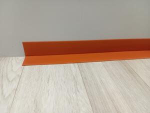 Obvodová podlahová lišta PVC měkčená 302 - hnědá