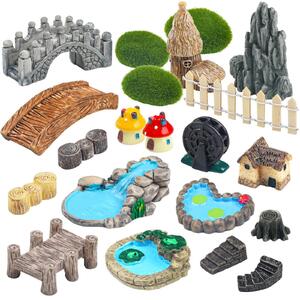 Miniatury pro zahradu, most, domek, krajina, studna, plot, figurky, jezírko, houby, trávník, dekorace pro tvoření, sukulentní rostliny, 21 kusů