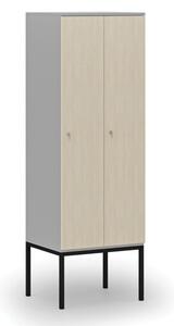Dřevěná šatní skříňka s podnoží, 2 oddíly, cylindrický zámek, šedá/bříza