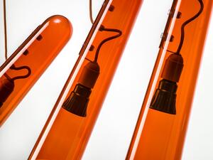 Závěsné svítidlo Brokis Flutes 15° PC977 Povrch Montury: kov - oranžový matný komaxit, Barva skla: Opalín, Baldachýn: kov - bílý matný komaxit