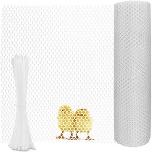 Plastový plot pro venkovní použití s otvory o průměru 0,8 cm, vhodný pro psy, slepice a balkony, rozměry 40 cm x 9 m, bílá barva, odolný materiál