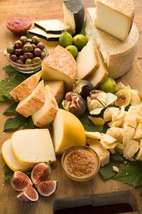 Fotografie Assorted Italian cheese with figs and olives, Jupiterimages