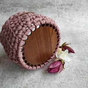 Kruhový háčkovaný košíček Pro báječnou ženu / teplé barvy Název: Sakura