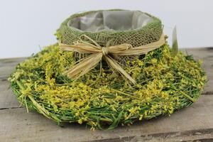 Zeleně žlutý přírodní květináč klobouk 29cm