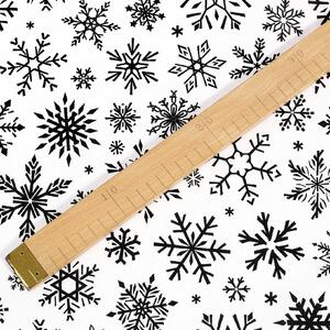 Goldea vánoční bavlněné plátno - sněhové vločky 150 cm