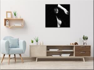 Obraz skleněný krásná žena v černém - 55 x 55 cm