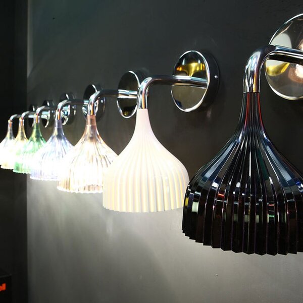 Kartell designová nástěnná svítidla É