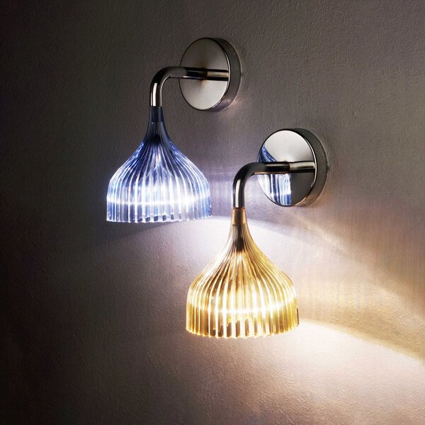 Kartell designová nástěnná svítidla É
