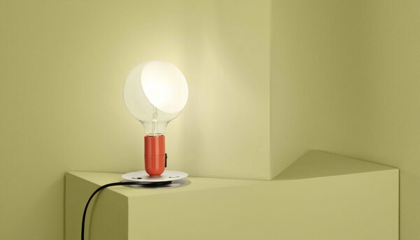 Flos designové stolní lampy Lampadina